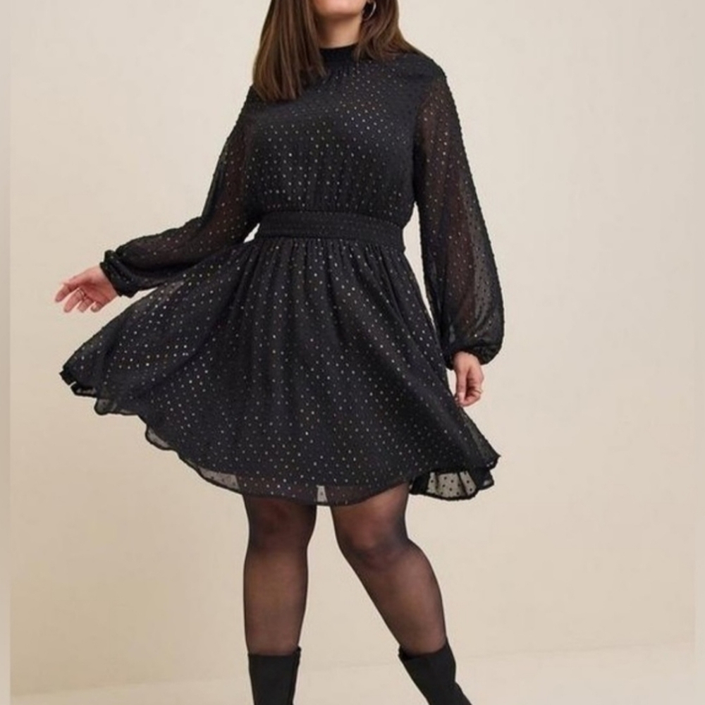 Torrid Mini Clup Dot Blouson Long Sleeve Dress SZ 2